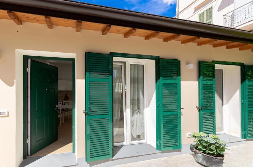 דירות דולצ'אקווה La Casa Di Marietta E Baci מראה חיצוני תמונה